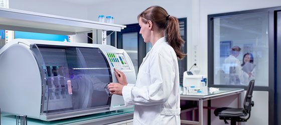 Philips expands its Digital Pathology Solutions portfolio with the acquisition of PathXL