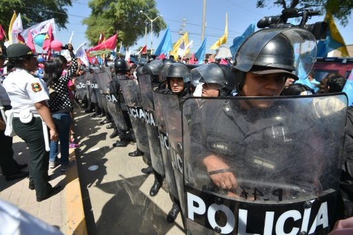  Peruvian authorities reported that the squad was formed by "an officer and at least seven noncommissioned officers" * PHOTO : AFP