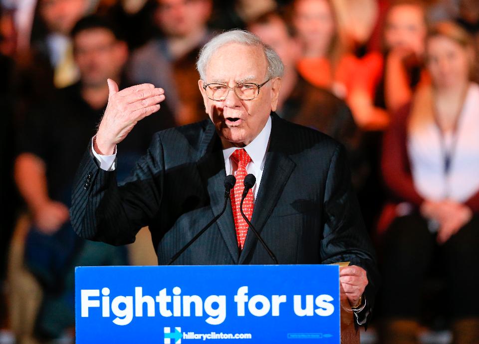 Billionaire investor Warren Buffett speaks at Democratic presidential candidate Hillary Clinton's Grassroots Organizing campaign Event in Omaha * PHOTO: FORBES