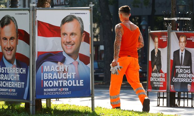Campaign posters for Norbert Hofer and Alexander Van der Bellen in Vienna