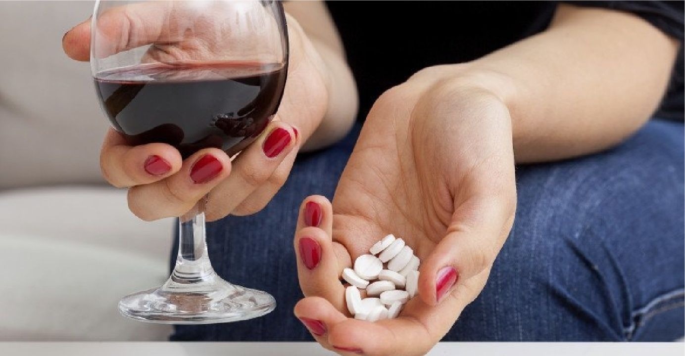 Как перестать пить таблетки. Алкоголь и таблетки. Антибиотики и вино. Взаимодействие лекарств с алкоголем.