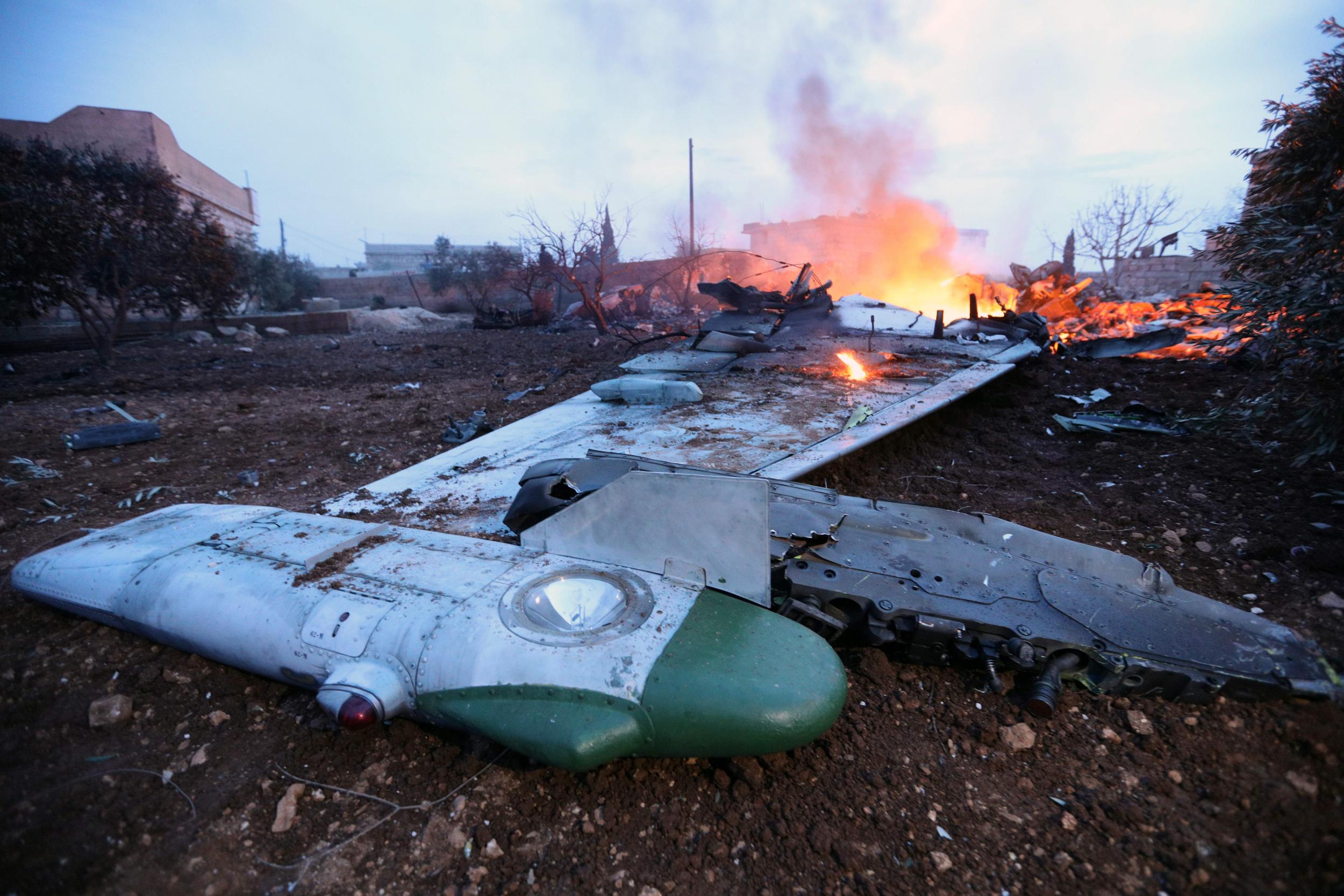 Почему сбивают свои самолеты. Су-25 Штурмовик в Сирии. Сбитый Су 25 в Сирии. Сбитый Штурмовик в Сирии Су-25.