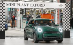 BMW to invest up to £600m in its Mini plant at Cowley, near Oxford