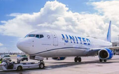 United Airlines reports loss on $200 mn hit from Boeing grounding