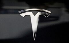 Tesla to lay off an additional 601 employees in California