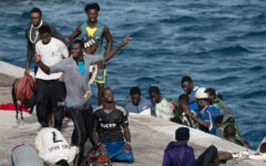 Canary Islands mark 30 years of migrant influx