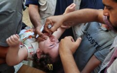 Around 560 000 children vaccinated in first round of polio campaign in Gaza