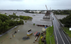 Rising floodwaters force evacuations in eastern Australian