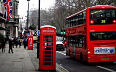 UK economy beats forecast to grow 0.7% in first quarter