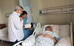 Mirza Fakhrul visits Badruddin Umar in hospital