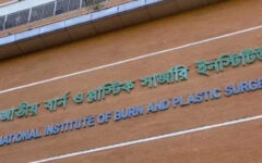 UK medical team providing treatment to burn victims at NIBPS 