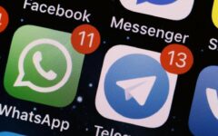 Russia imposes curbs on WhatsApp, Telegram calls