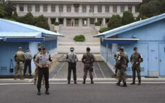 South Korea begins removing loudspeakers on border with North