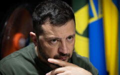 Kyiv won’t give up land, says Zelensky as US-Russia summit confirmed