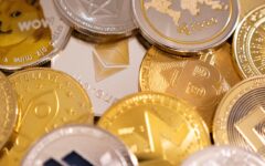 Thailand to launch an 18-month pilot programme to allow foreign visitors to convert cryptocurrencies into baht to make payments locally