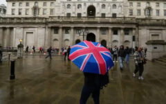 Bank of England cuts rate after UK economy weakens