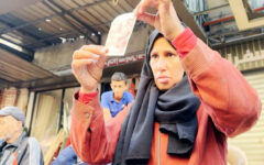 The tiring task of repairing Gaza’s tattered banknotes