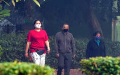 People urged to wear masks to reduce health risks from air pollution