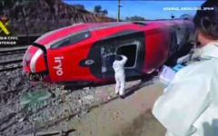 Spain seeks answers as high-speed train crash toll rises to 40