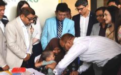 A nationwide measles-rubella vaccination campaign begins 